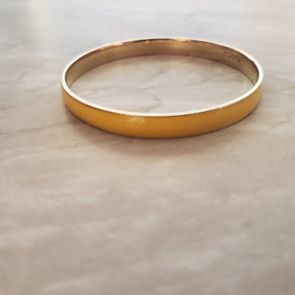 💛 Vintage 1990s 90s J.Crew Yellow Enamal Skinny Bangle Bracelet 💛 - Picture 2 of 8